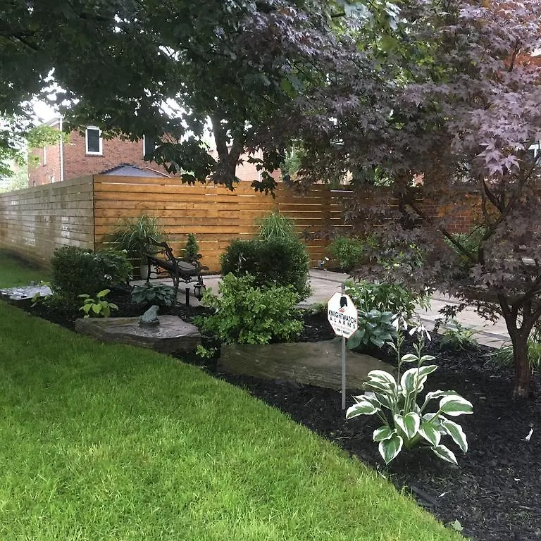 Oasis In Midtown Toronto Apartment Homestay