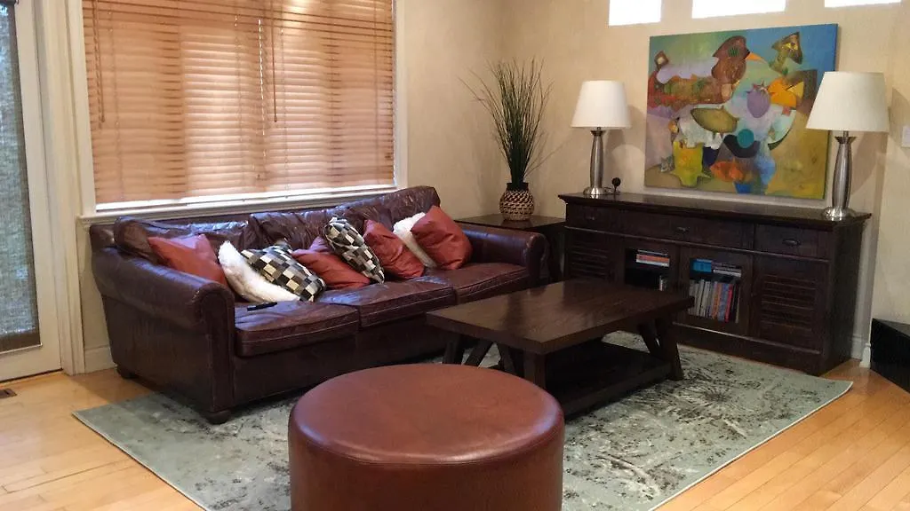 Oasis In Midtown Toronto Apartment Canada