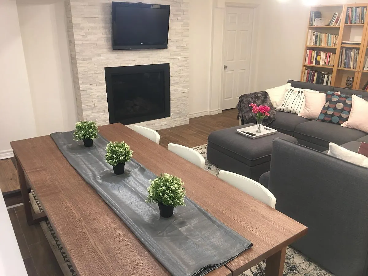 Homestay Oasis In Midtown Toronto Apartment