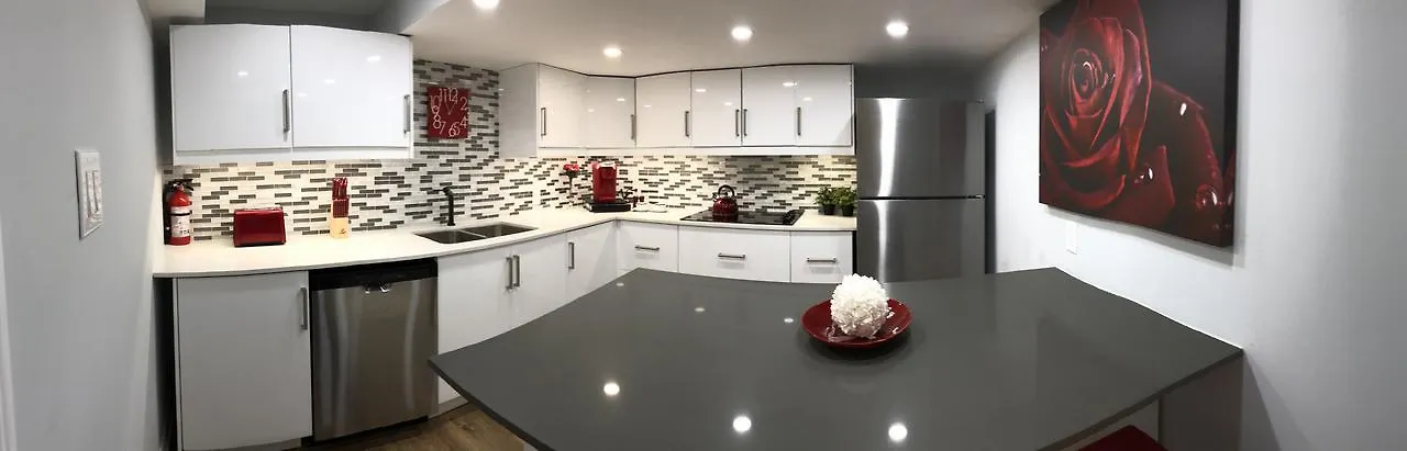 Oasis In Midtown Toronto Apartment 0*,  Canada